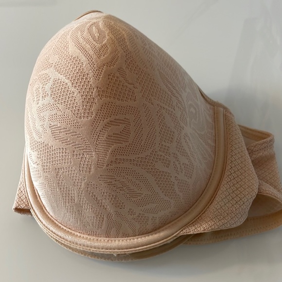 NWOT Wacoal Women’s Awareness Contour Underwire Bra in Nude, Size 40DDD - Picture 16 of 16